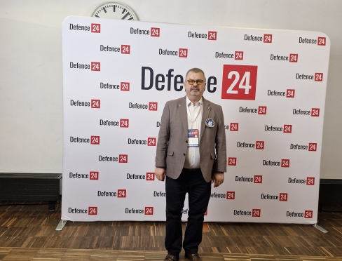 dr Piotr Lotarski