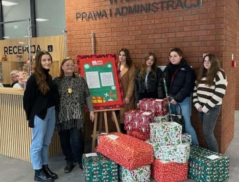 Grudzień na WNS to szczególny czas dzielenia się dobrem!